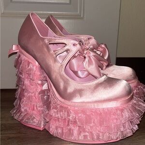 SugarThrillz Ballerina Platforms W9